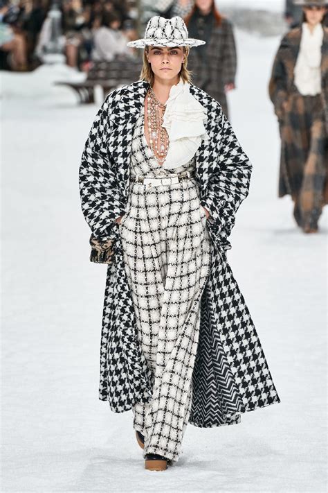 maglione chanel 2019|Chanel runway collection.